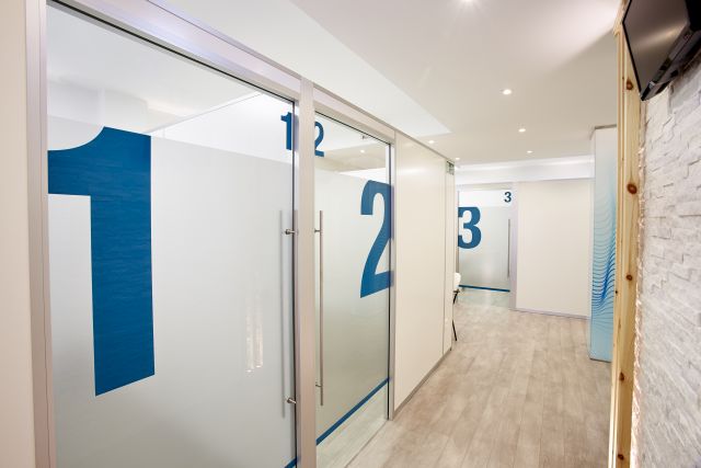 Cabinas para tratamiento Clínica fisioterapia Roza